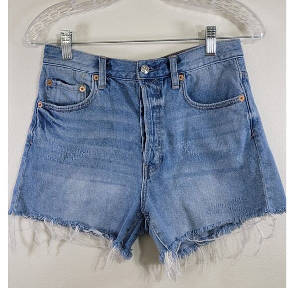 Free People Jean Shorts Women’s Size 26 Button Fly Raw Hem Punk Biker Rock - Picture 1 of 7